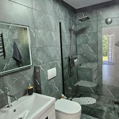 наш край Apartment Yaremche